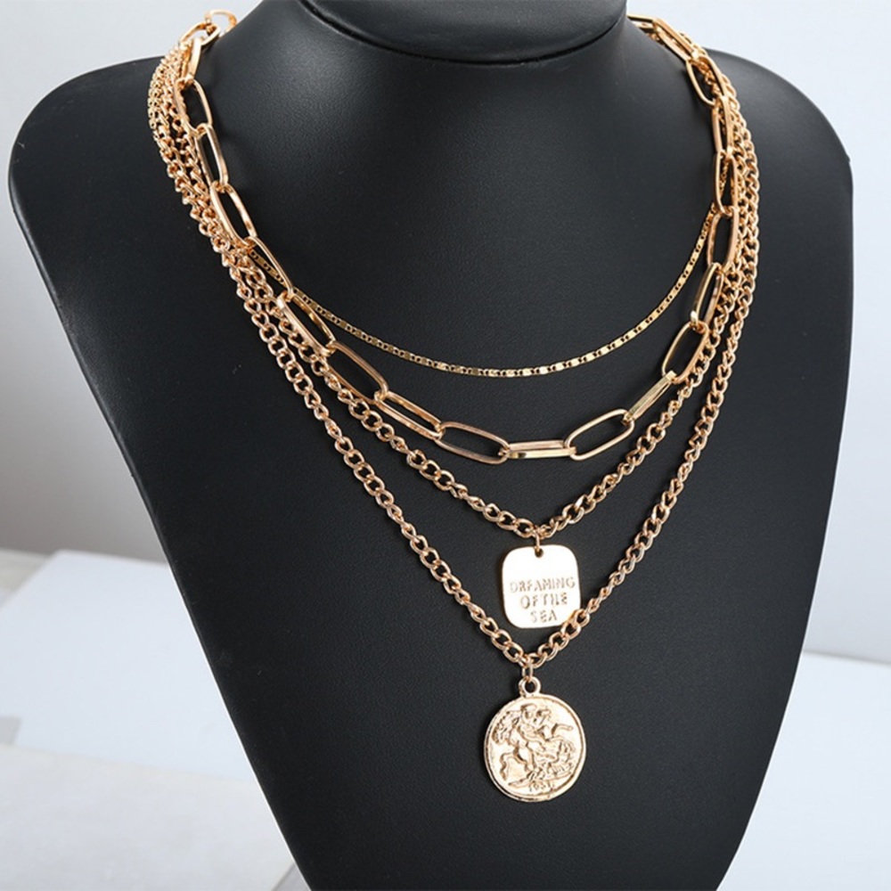 Multilayer Gold plated necklace - Picture 2 of 3